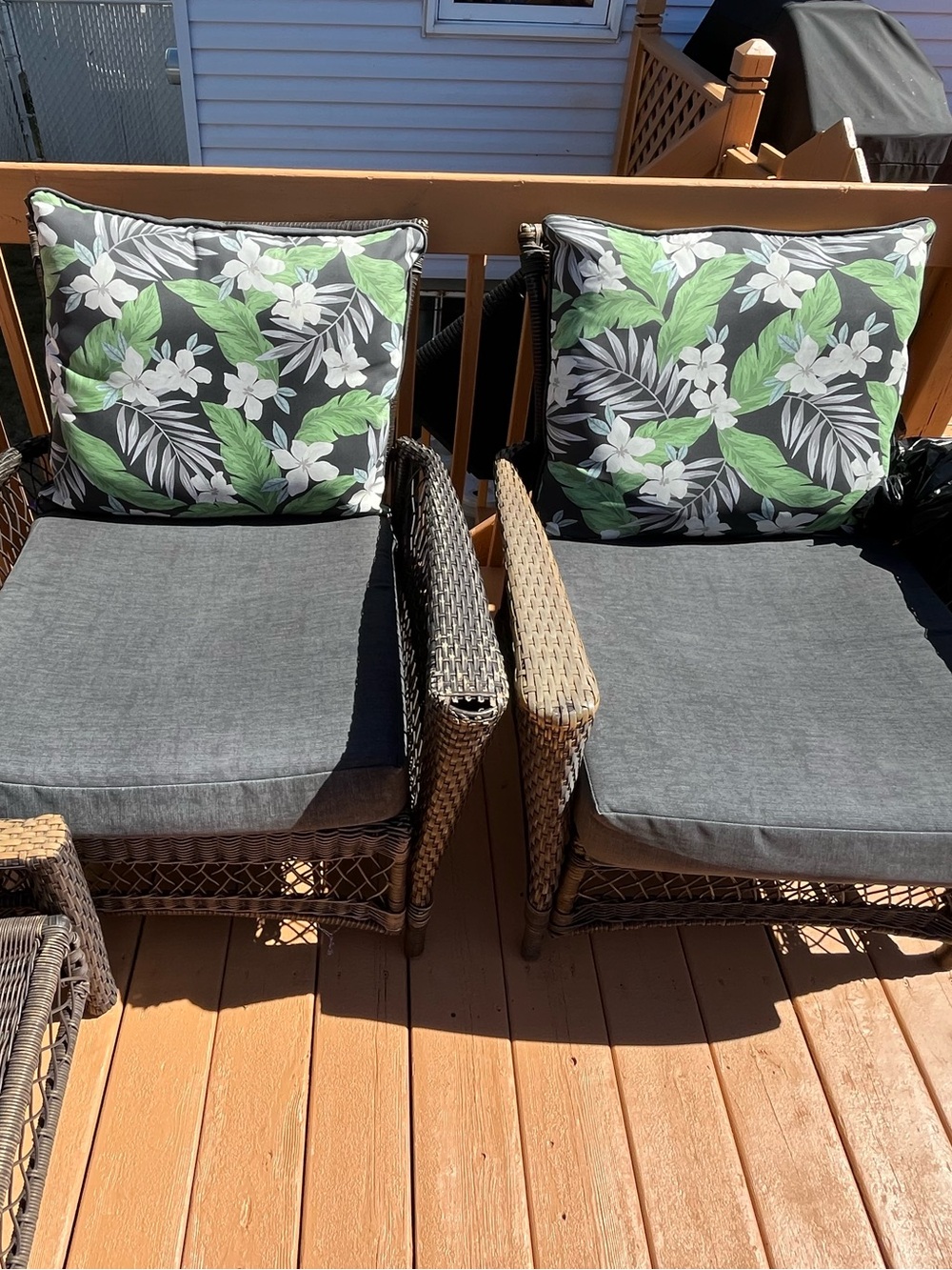 Set of 2 Outdoor Patio Chair Cushion Pair with Green Floral Accent Pillows